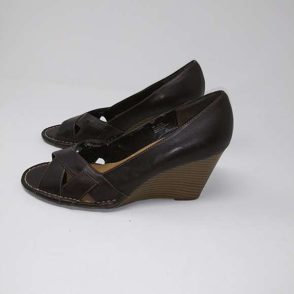 Lola Brown Peep Toe Wedges Sz 9M - Picture 4 of 10